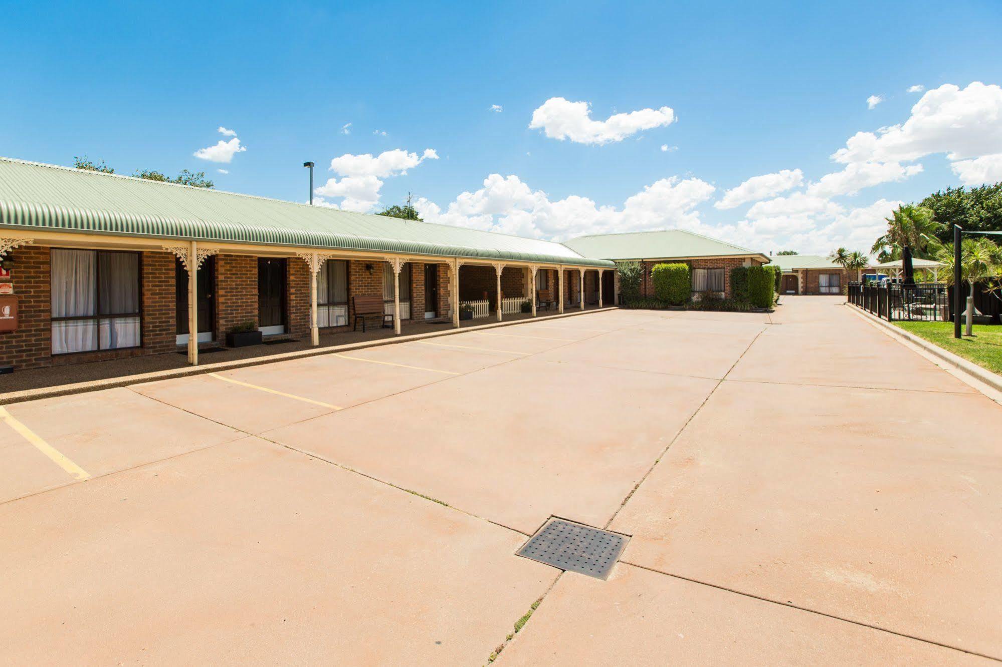 Lincoln Cottage Motor Inn Wagga Wagga Eksteriør billede
